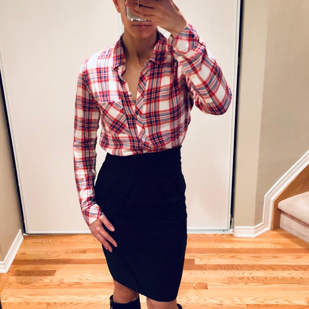 ⭐️2 for $20⭐️ Plaid GAP Shirt
